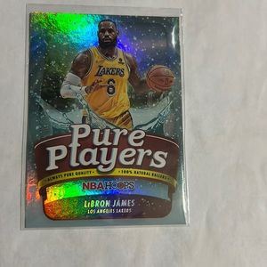 2022-23 NBA Hoops Winter LEBRON JAMES Pure Players HOLO Foil sicker